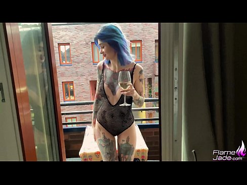 ❤️ Obrovská holka kouří s hltem a vášnivě šuká pod širým nebem ❌ Šukání u porna cs.superpornpics.ru ❤